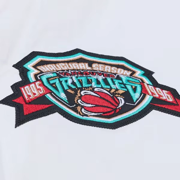 Vancouver Grizzlies 1995-96 White Authentic Full-Snap Warm-Up Jacket 4 Vancouver Grizzlies 1995-96 White Authentic Full-Snap Warm-Up Jacket
