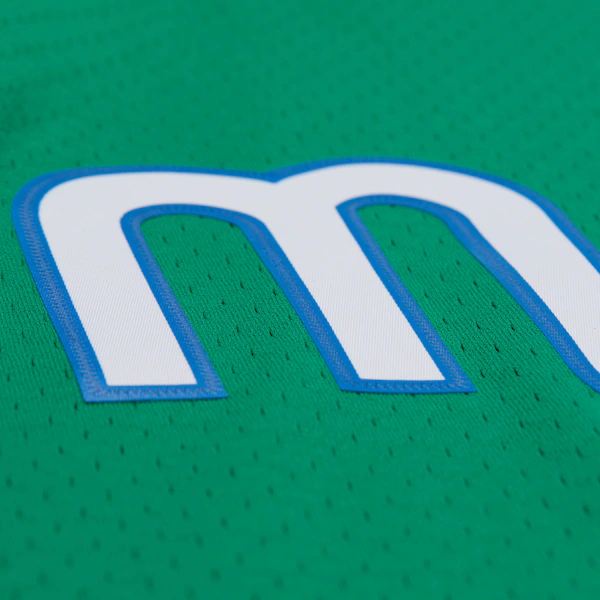Dirk Nowitzki Dallas Mavericks 2004-05 Green Swingman Jersey 4 Dirk Nowitzki Dallas Mavericks 2004-05 Green Swingman Jersey