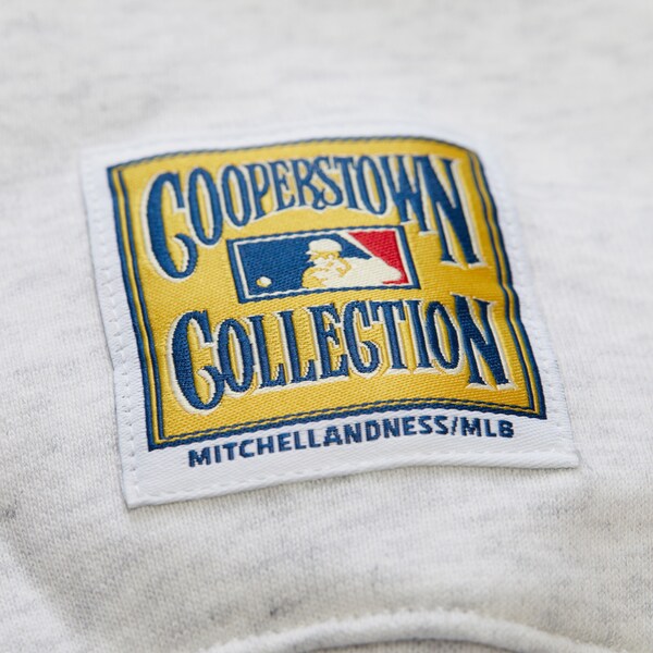 Women's Chicago Cubs Heather Gray Cropped Fleece Toggle Pullover Sweatshirt