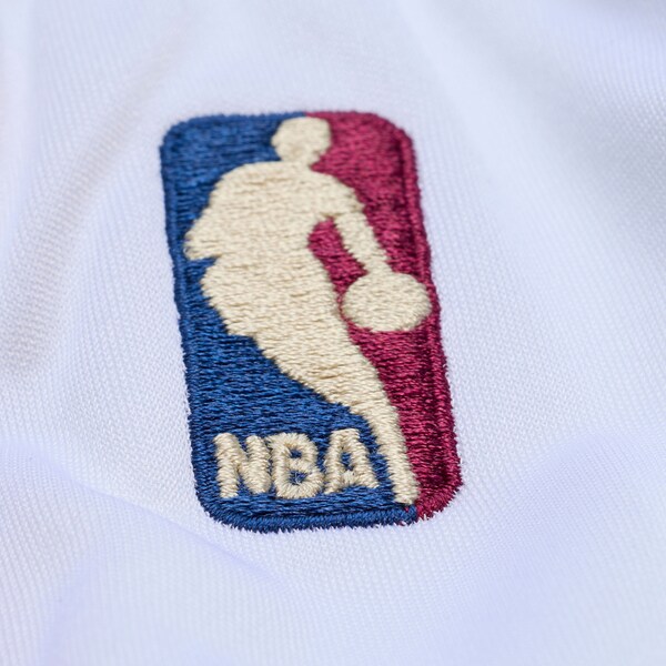 New York Knicks 2015-16 White Authentic Shorts