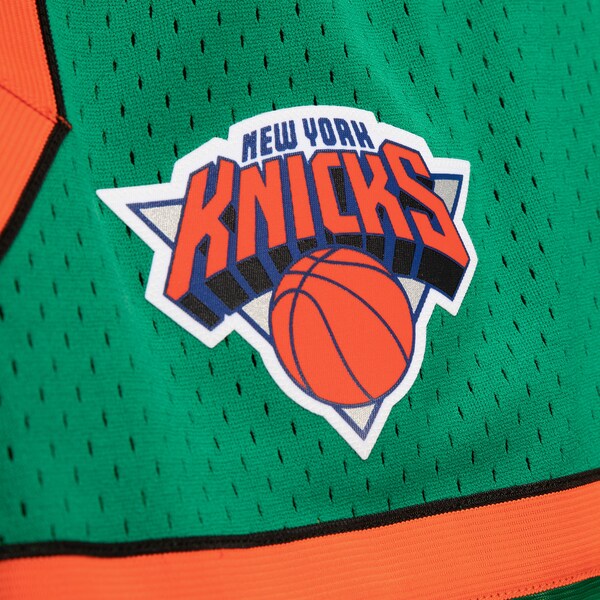 New York Knicks Green 2006-07 Swingman Shorts