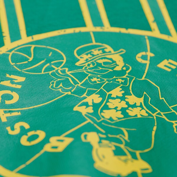 Boston Celtics Kelly Green Split 3 Pullover Sweatshirt