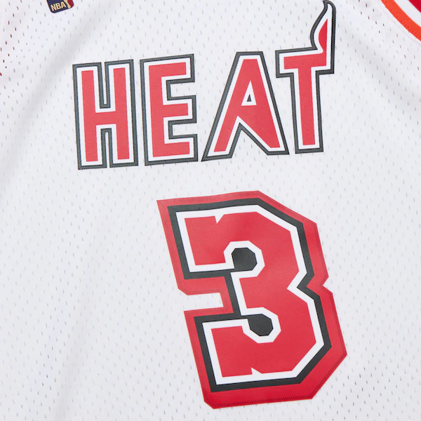 Dwyane Wade Miami Heat 2007-08 White Swingman Jersey 4 Dwyane Wade Miami Heat 2007-08 White Swingman Jersey