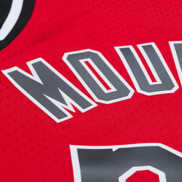 Alonzo Mourning Miami Heat 1996-97 Red Swingman Jersey 4 Alonzo Mourning Miami Heat 1996-97 Red Swingman Jersey