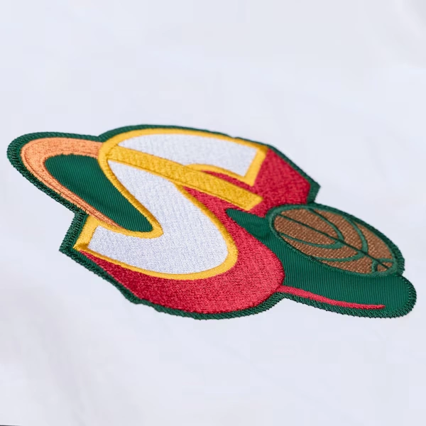 Seattle SuperSonics 1995-96 White Authentic Full-Snap Warm-Up Jacket 4 Seattle SuperSonics 1995-96 White Authentic Full-Snap Warm-Up Jacket