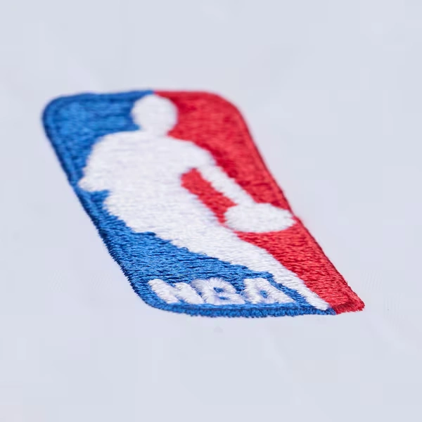 Seattle SuperSonics 1995-96 White Authentic Full-Snap Warm-Up Jacket 5 Seattle SuperSonics 1995-96 White Authentic Full-Snap Warm-Up Jacket