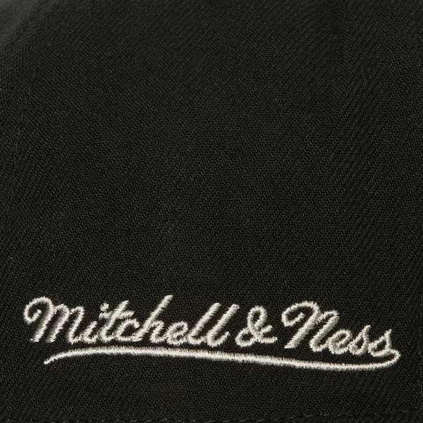 Los Angeles Kings Black Side Patch Fitted Hat