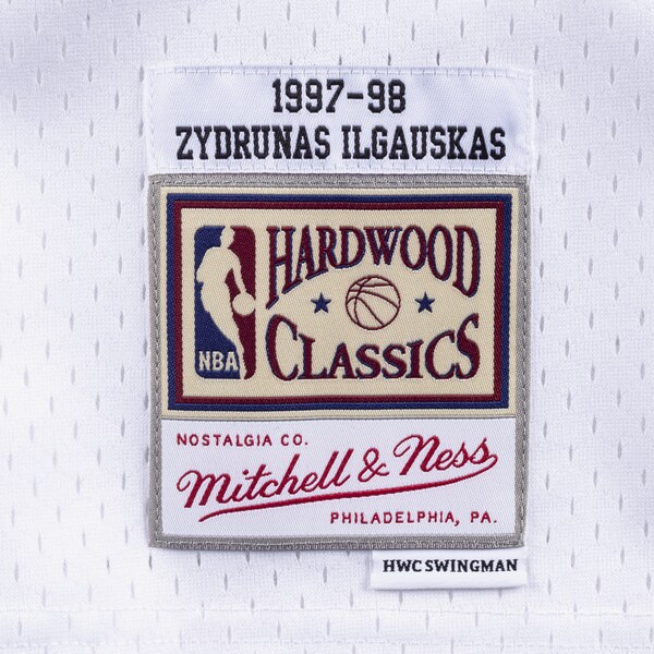 Zydrunas Ilgauskas Cleveland Cavaliers 1997-98 White Swingman Player Jersey