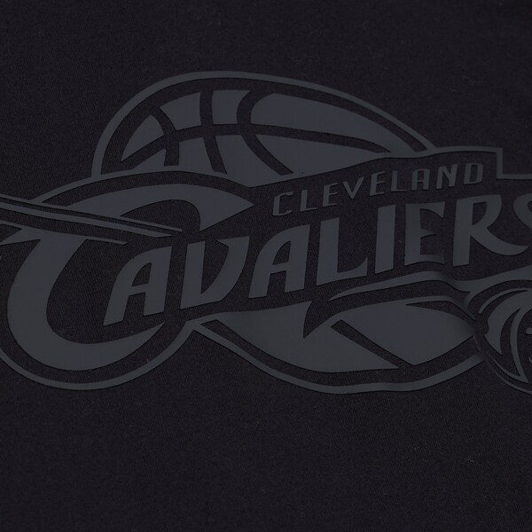 Cleveland Cavaliers Black Playmaker Vintage T-Shirt 6 Cleveland Cavaliers Black Playmaker Vintage T-Shirt