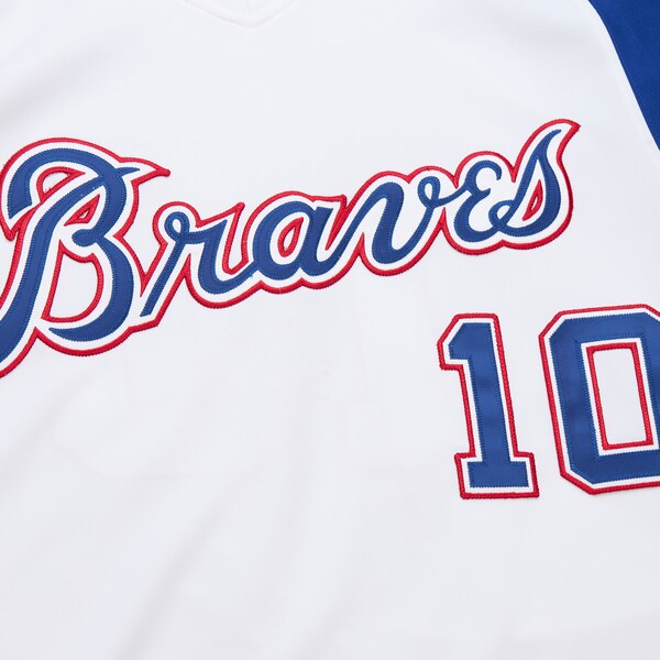 Chipper Jones Atlanta Braves White 2004 Authentic Alternate Jersey 6 Chipper Jones Atlanta Braves White 2004 Authentic Alternate Jersey