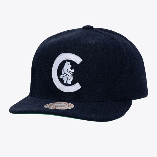 Chicago Cubs Navy Vintage Ground Strapback Hat