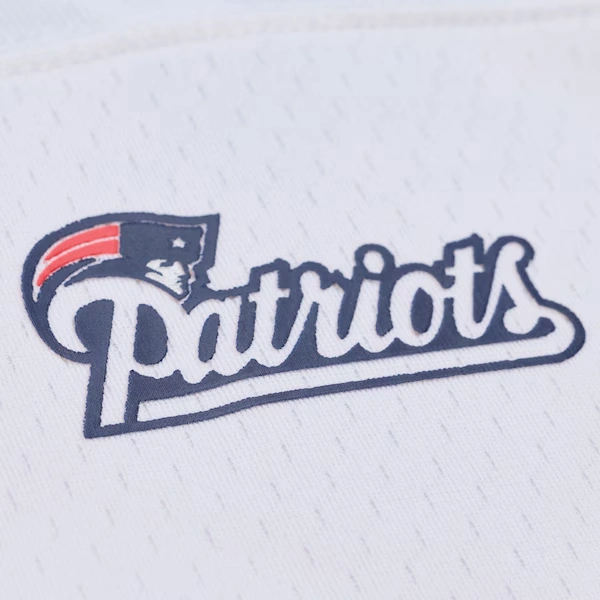 Tom Brady New England Patriots 2000 White Legacy Jersey 6 Tom Brady New England Patriots 2000 White Legacy Jersey