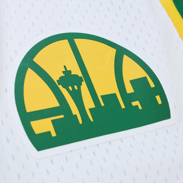 Seattle SuperSonics White 1994-95 Swingman Shorts