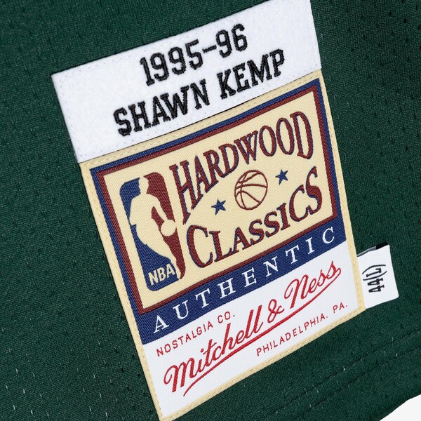 Men's Shawn Kemp Green Seattle SuperSonics 1995/96 Authentic Jersey 5 Men's Shawn Kemp Green Seattle SuperSonics 1995/96 Authentic Jersey