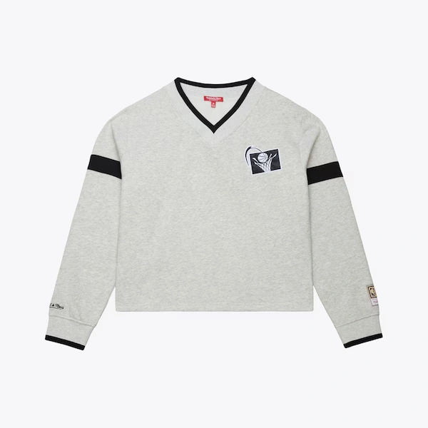 Women's Cleveland Cavaliers Heather Gray Cropped V-Neck Sweatshirt