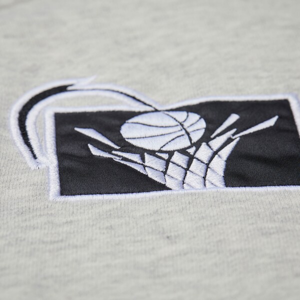 Women's Cleveland Cavaliers Heather Gray Cropped V-Neck Sweatshirt