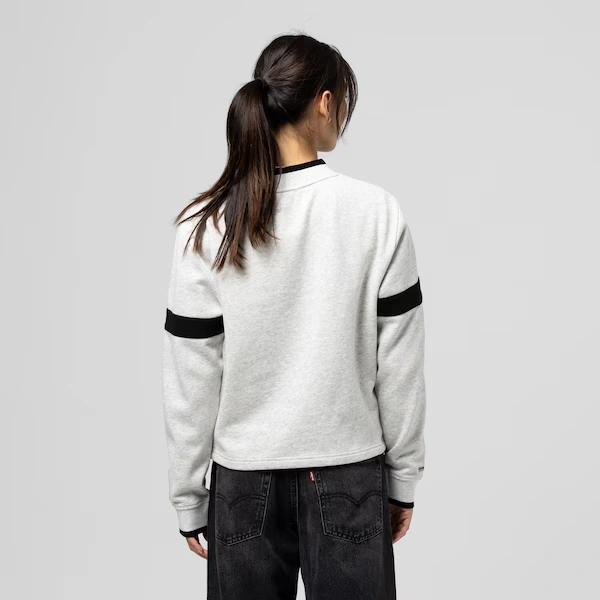 Women's Cleveland Cavaliers Heather Gray Cropped V-Neck Sweatshirt