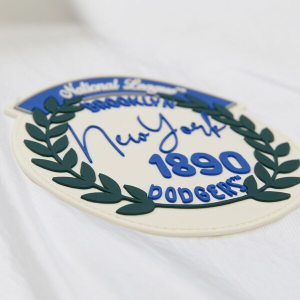 Women's Los Angeles Dodgers White Brooklyn Dodgers Nylon Full-Zip Jacket 5 Women's Los Angeles Dodgers White Brooklyn Dodgers Nylon Full-Zip Jacket