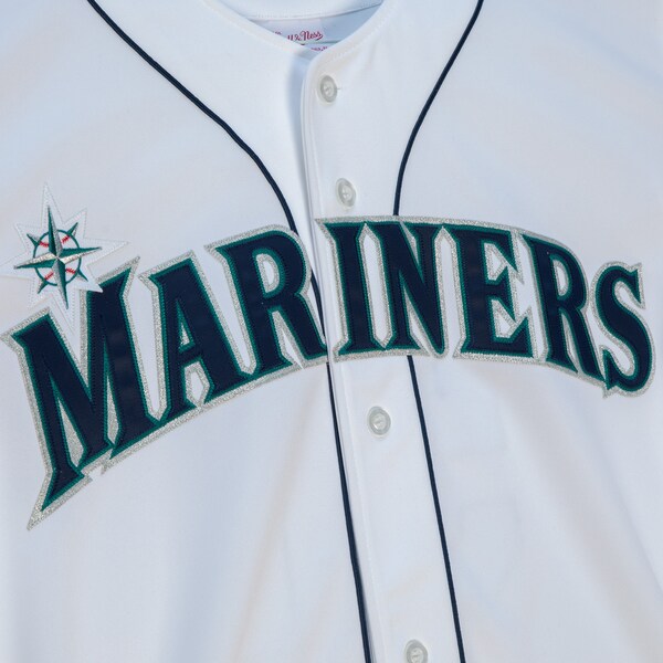 Ichiro Suzuki Seattle Mariners White 2001 Authentic Player Jersey