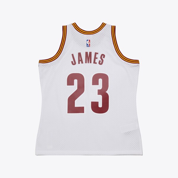 LeBron James Cleveland Cavaliers 2015-16 White Swingman Jersey