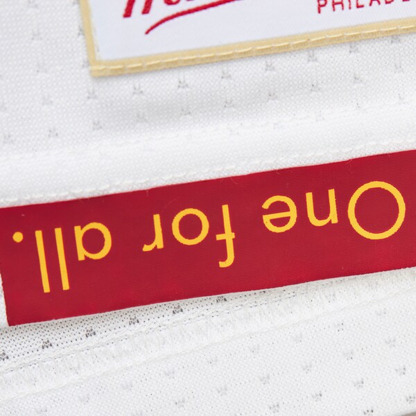 LeBron James Cleveland Cavaliers 2015-16 White Authentic Jersey